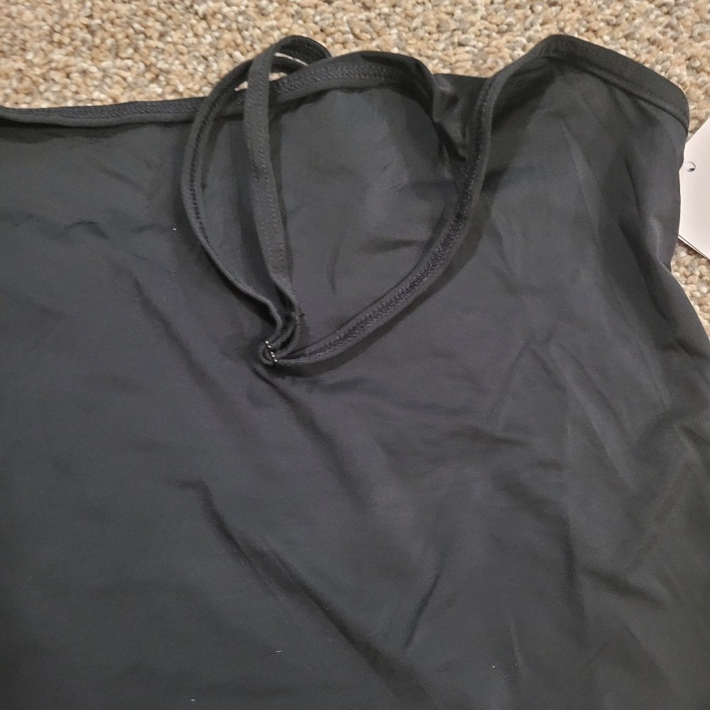 πSOLDπCami tank top - Picture 2 of 5